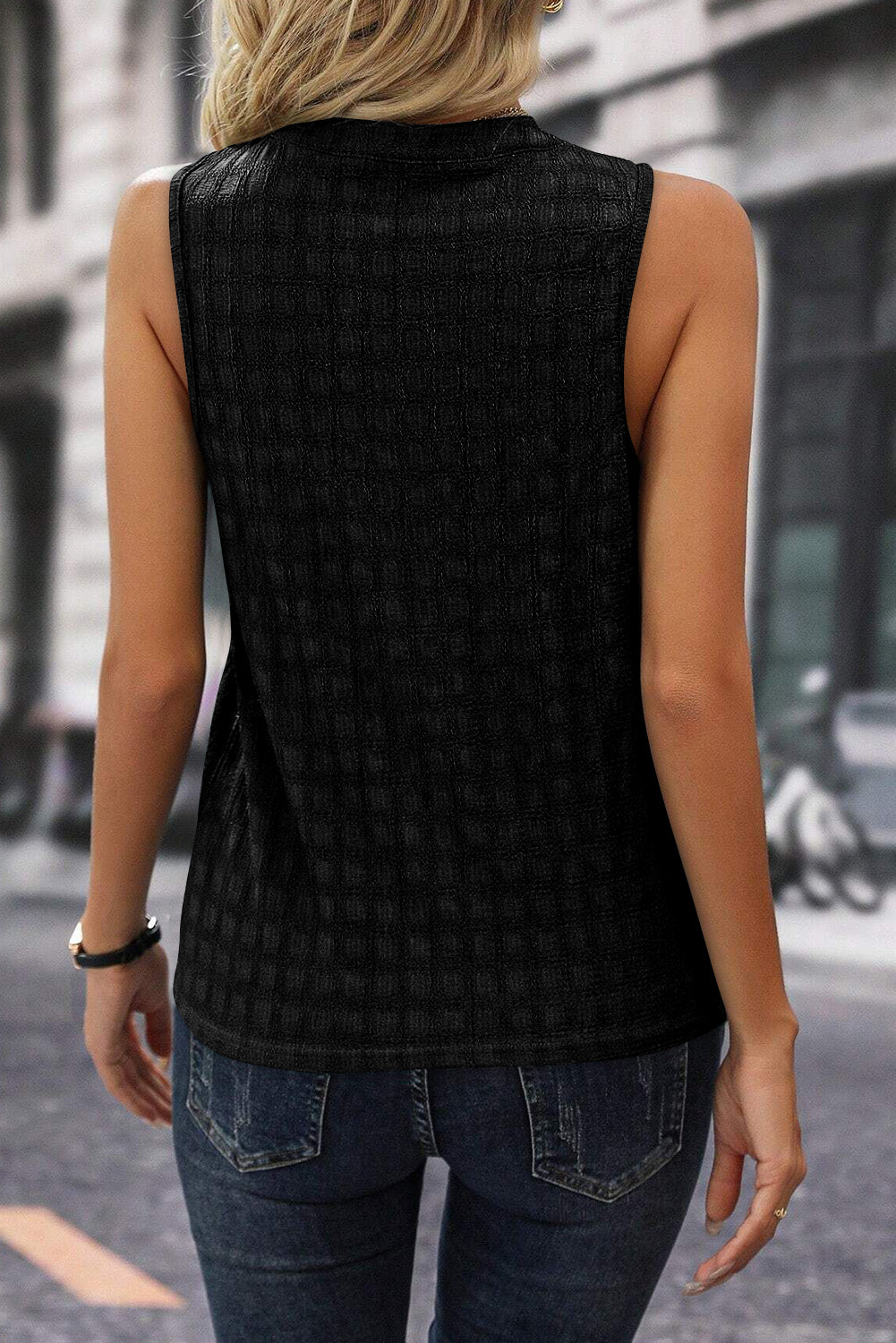 Tori Sleeveless Blouse