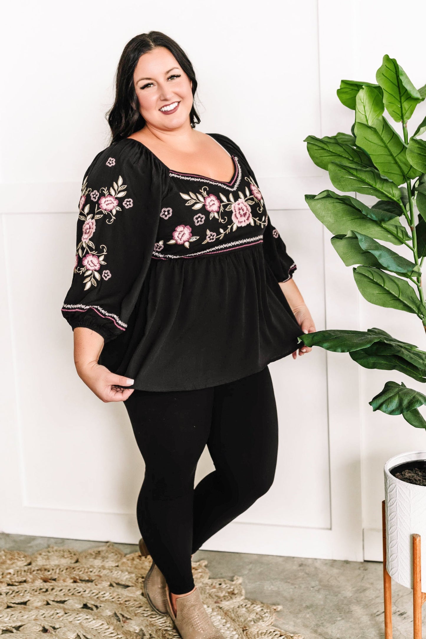 Savanna Jane Embroidered Sweetheart Top In Purple & Pink Florals